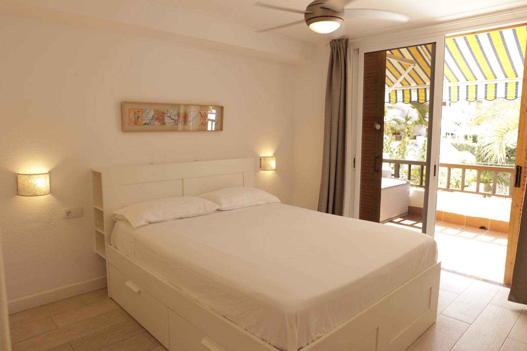Parque Santiago 3 Luxery Apartment, Playa Las Americas, Arona, Tenerife Playa de las Americas  Luaran gambar